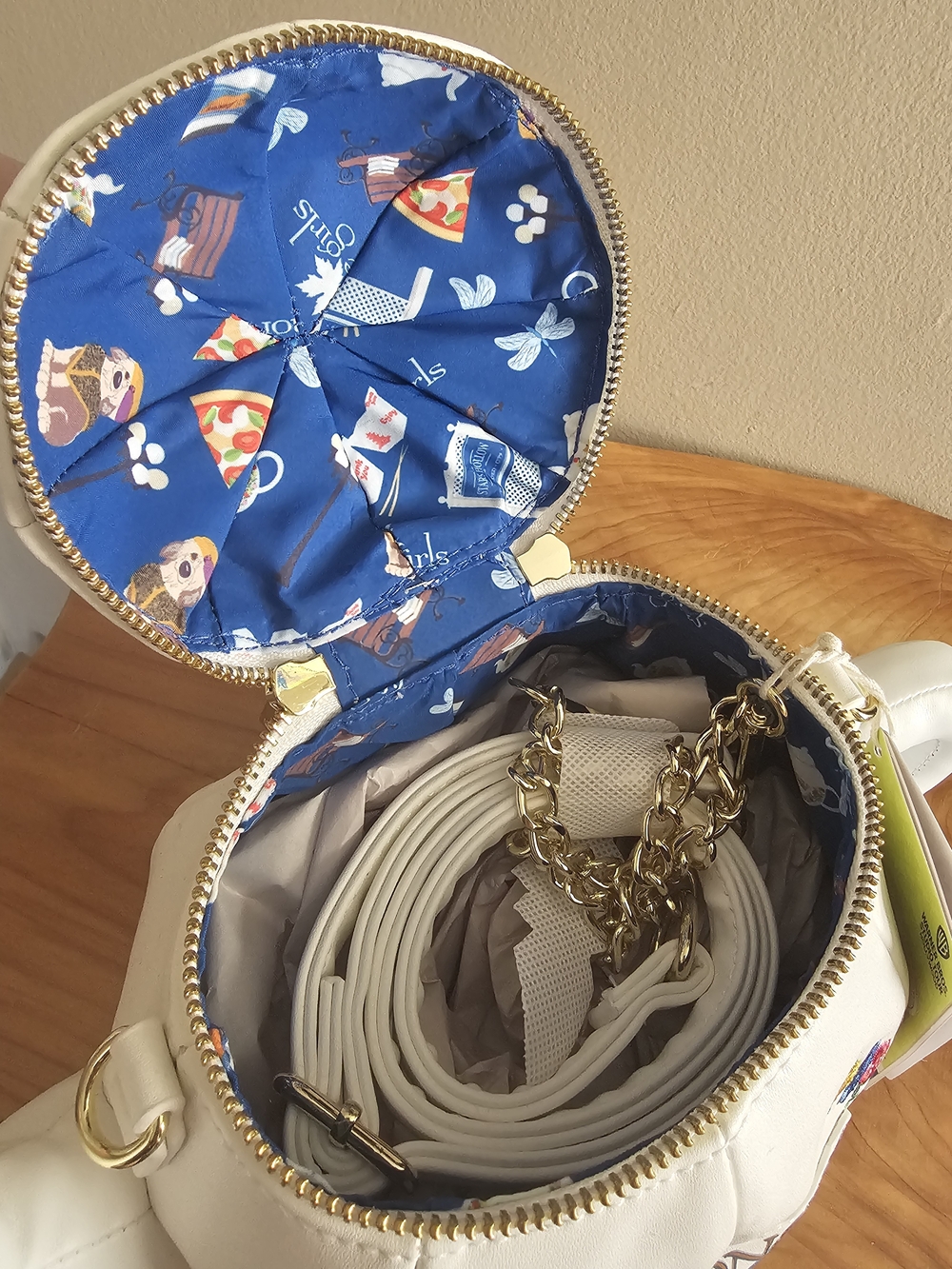 Loungefly Gilmore Girls White Teapot Crossbody - Picture 9 of 10